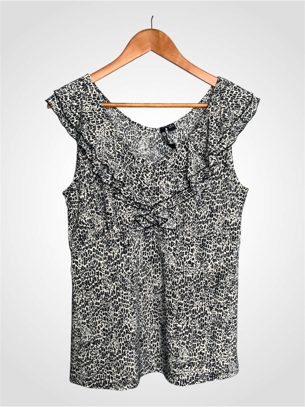Milano Black & White Leopard Print Ruffle-Trim Sleeveless Blouse Medium